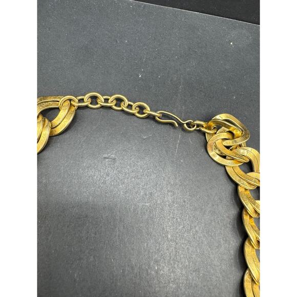 Vtg Monet Heavy Smooth Double Curb Chain Link Necklace 20.5" Gold Tone - Picture 6 of 8